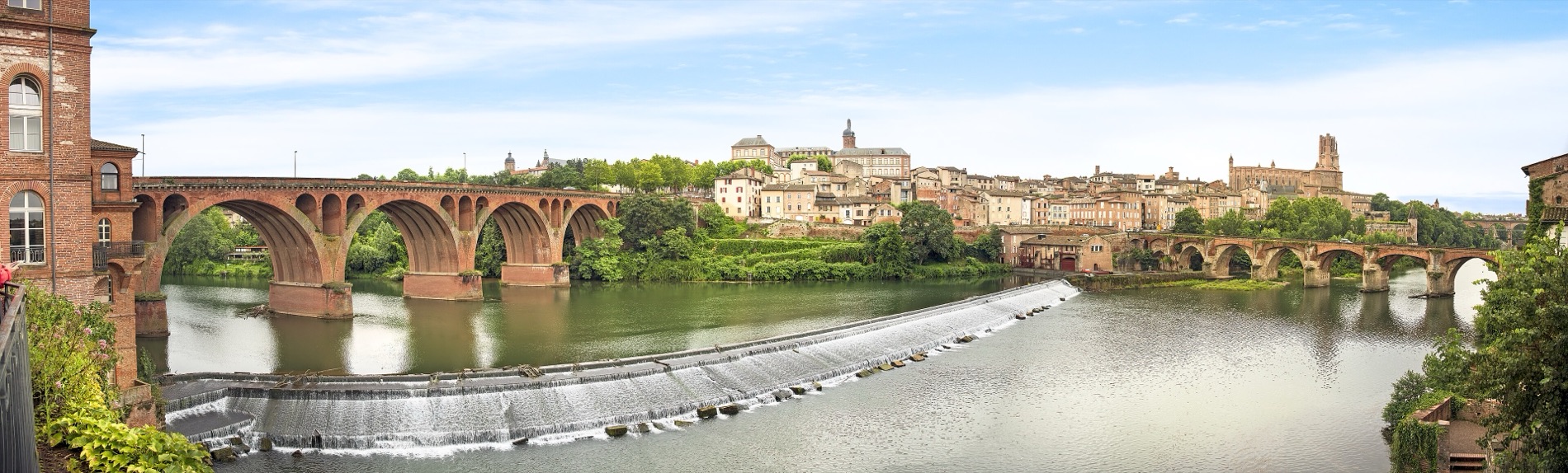 La chaussée des moulins sur le Tarn, à Albi